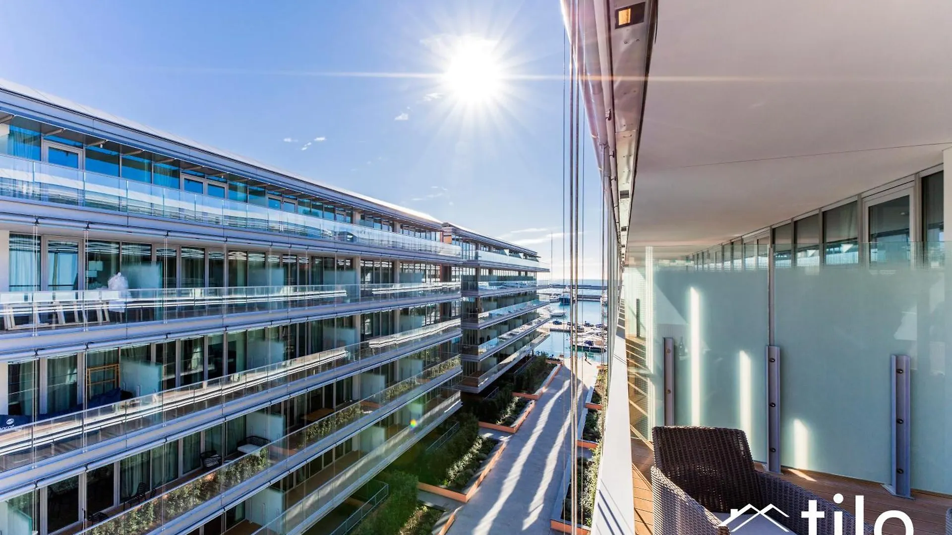 Waterfront Luxury Studio, Free Parking, Ac, Netflix & Wifi By Tilo Lux Genoa Apartment