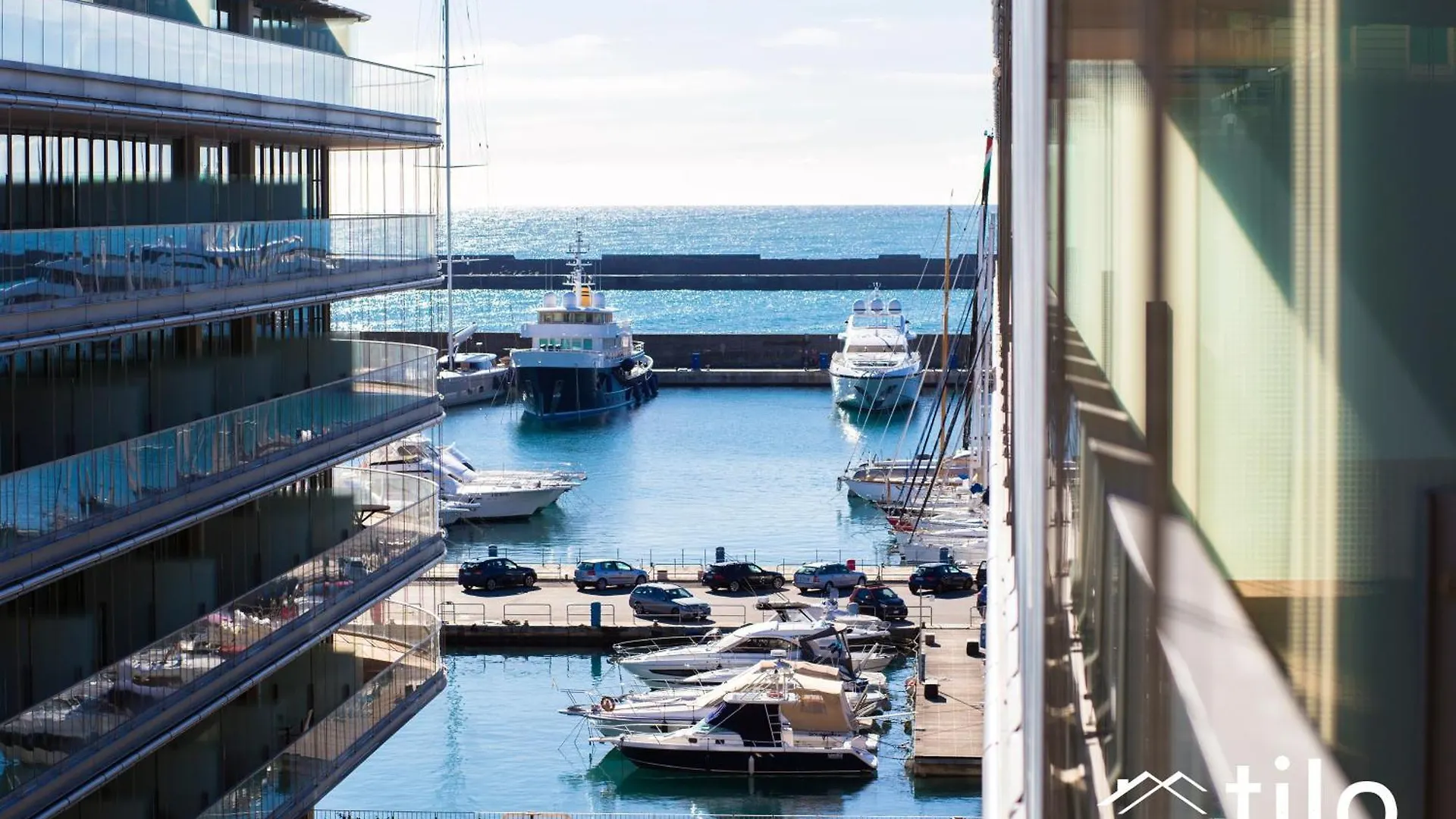 Waterfront Luxury Studio, Free Parking, Ac, Netflix & Wifi By Tilo Lux Genoa Apartment