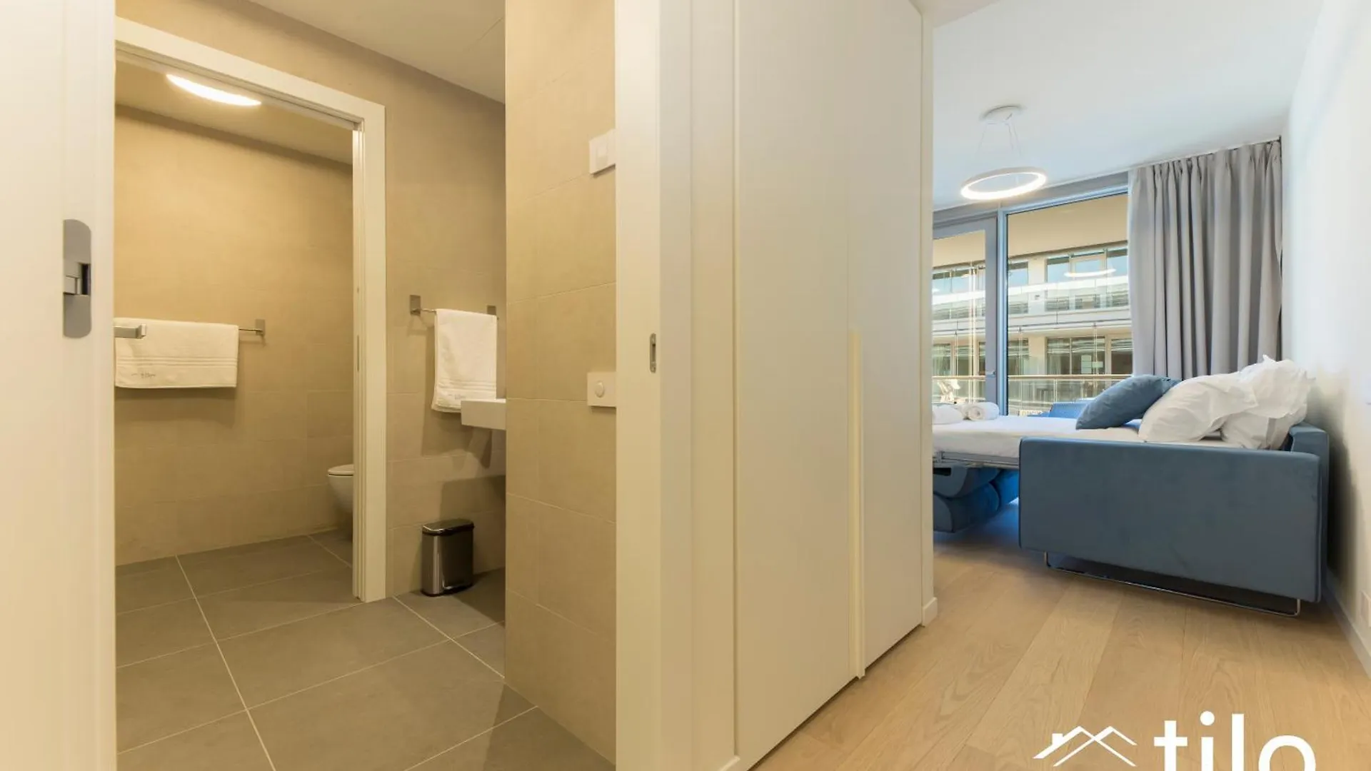 Waterfront Luxury Studio, Free Parking, Ac, Netflix & Wifi By Tilo Lux Genoa Apartment