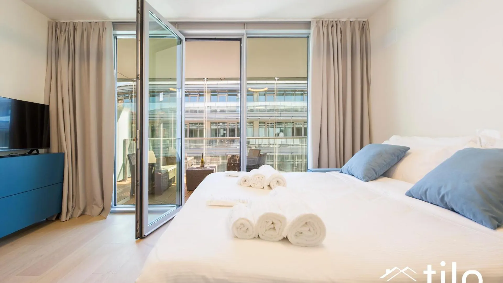 Apartment Waterfront Luxury Studio, Free Parking, Ac, Netflix & Wifi By Tilo Lux Genoa