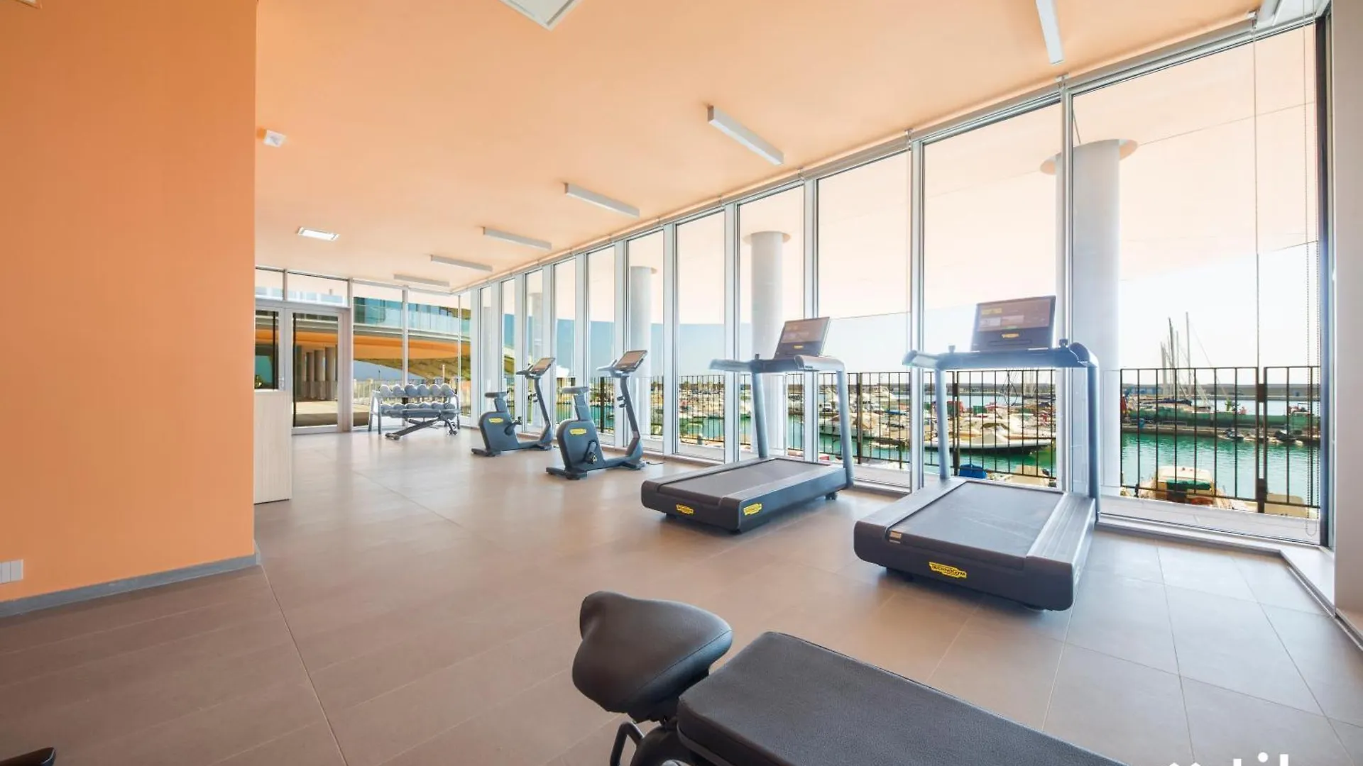 Apartment Waterfront Luxury Studio, Free Parking, Ac, Netflix & Wifi By Tilo Lux Genoa
